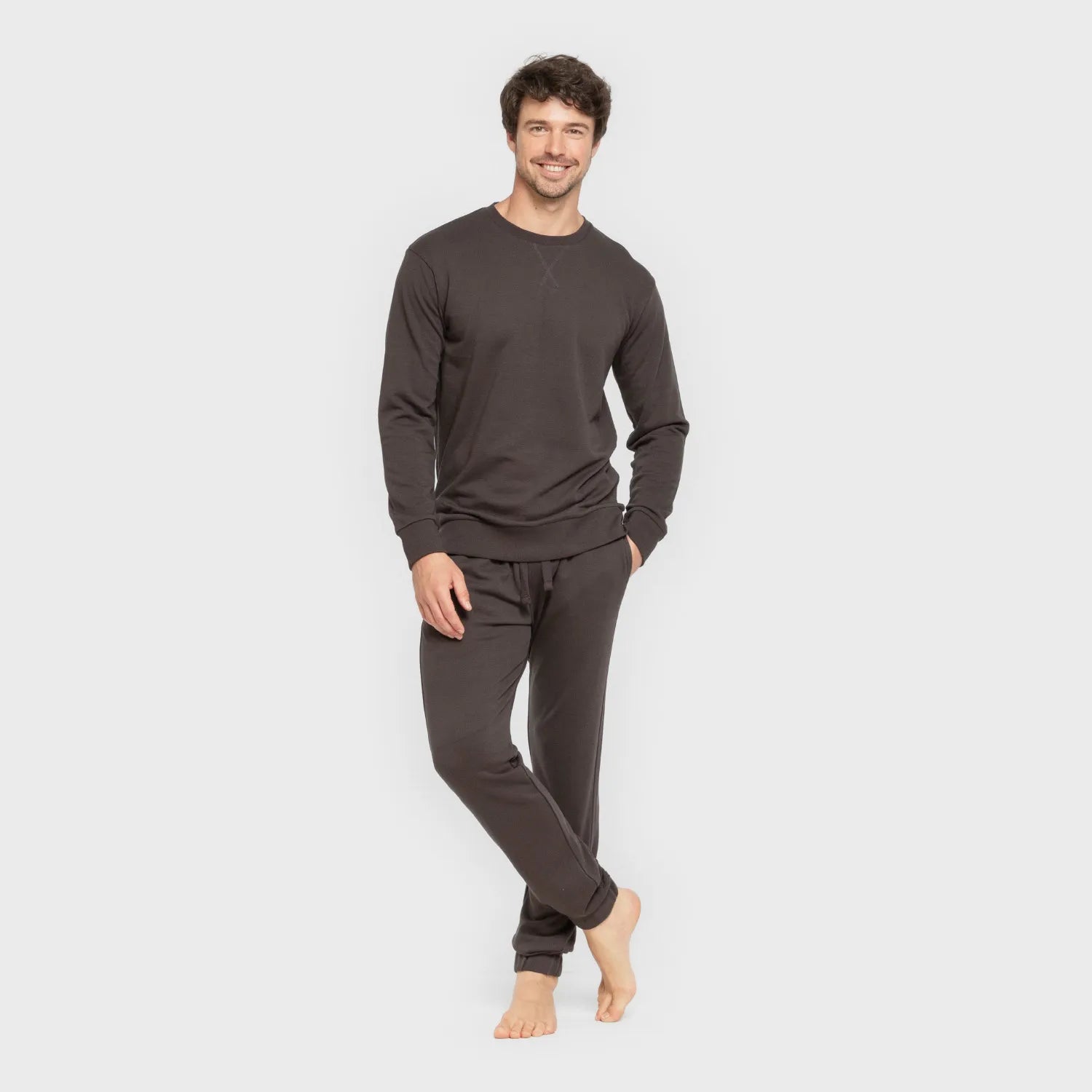 Pantalón largo basico deportivo hombre