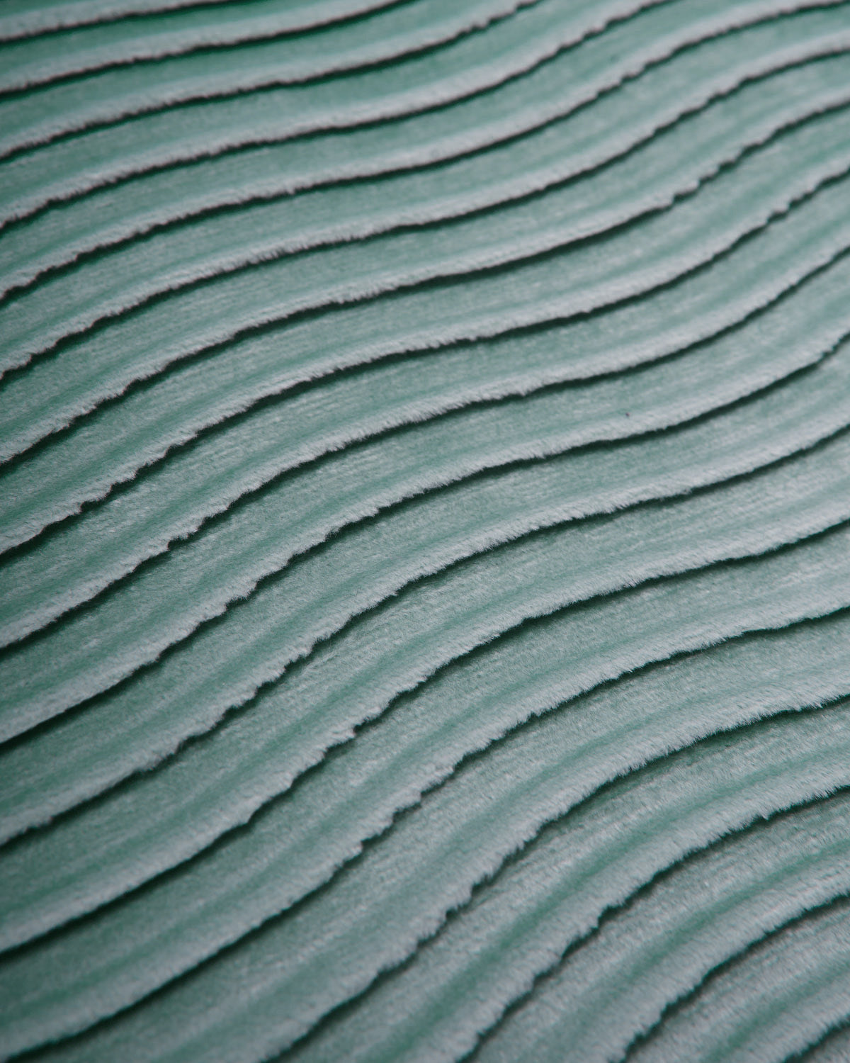 New Ondas plain velvet square cushion 50x50 - cover + filling