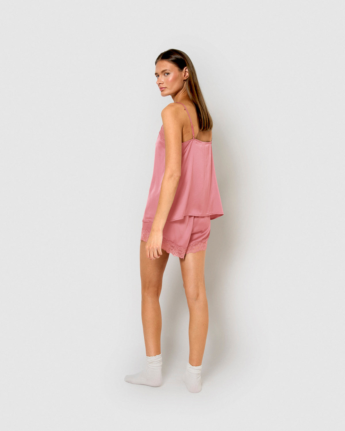 Pijama feminino de cetim com suspensórios, liso, sexta-feira