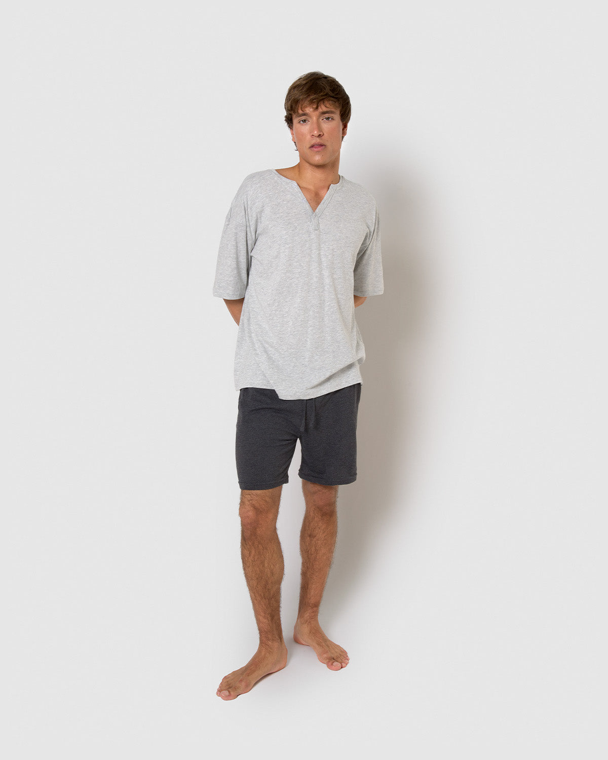 Pijama corto con botones perla