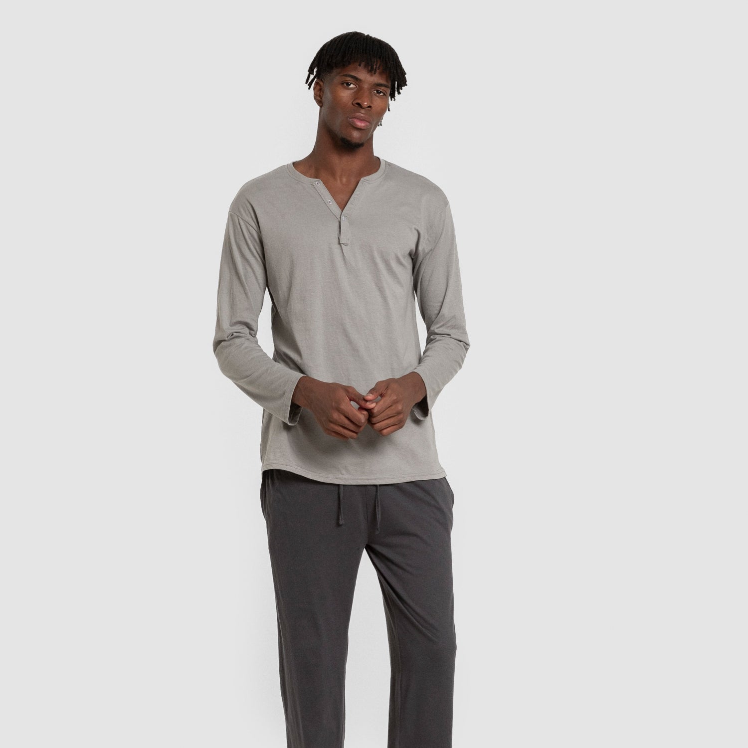 Pijama largo hombre con botones gris verdoso - marino