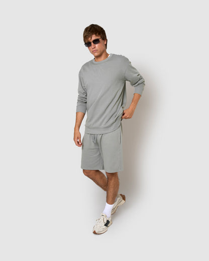 Pantalón corto básico deportivo liso gris