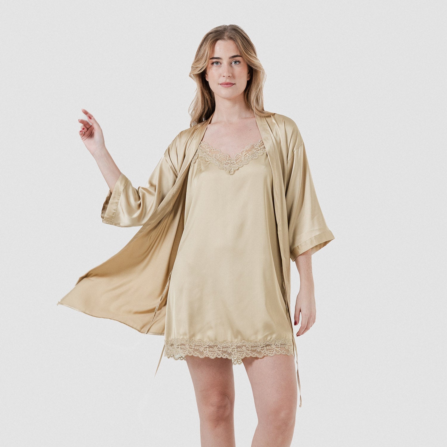 Bata corta mujer Satén Friday Solid Beige