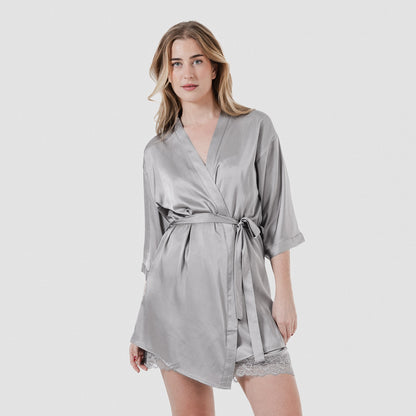 Bata corta mujer Satén Friday Solid Gris