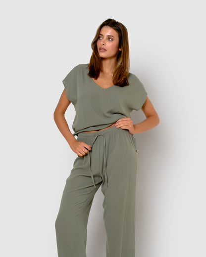 Pantalón largo viscosa bambula liso verde