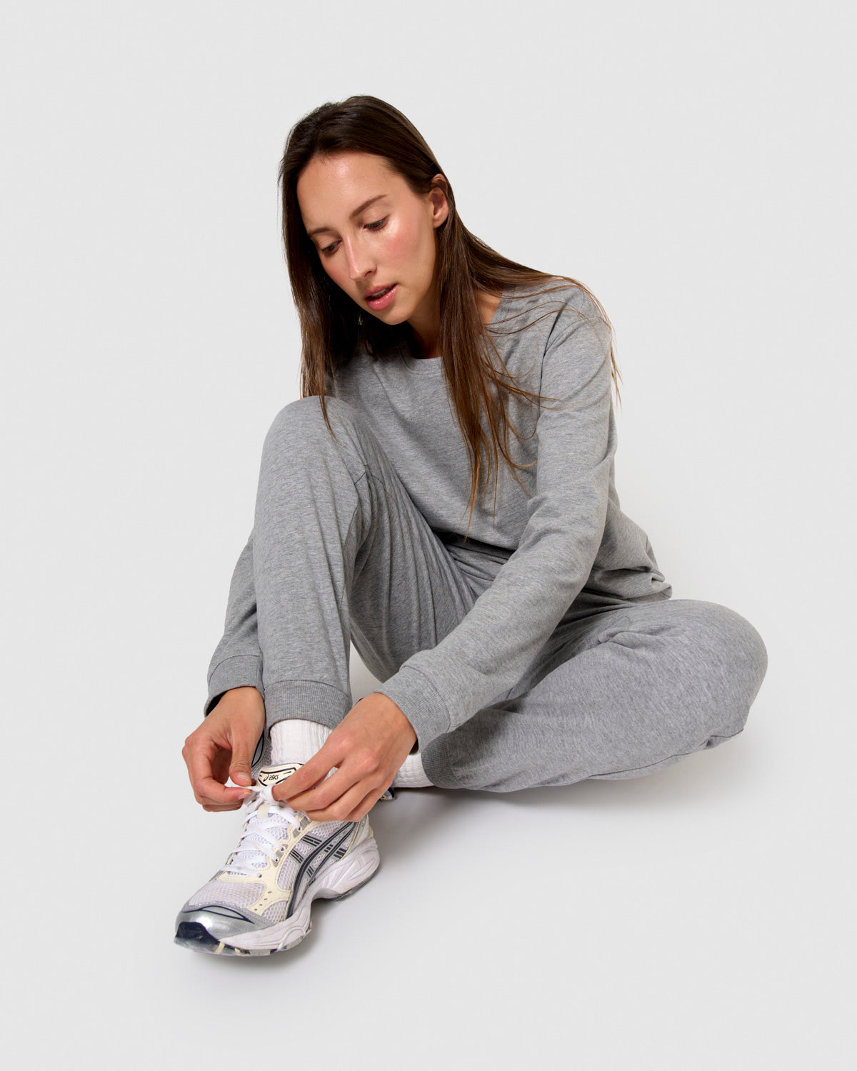 Sudadera básica deportiva gris claro