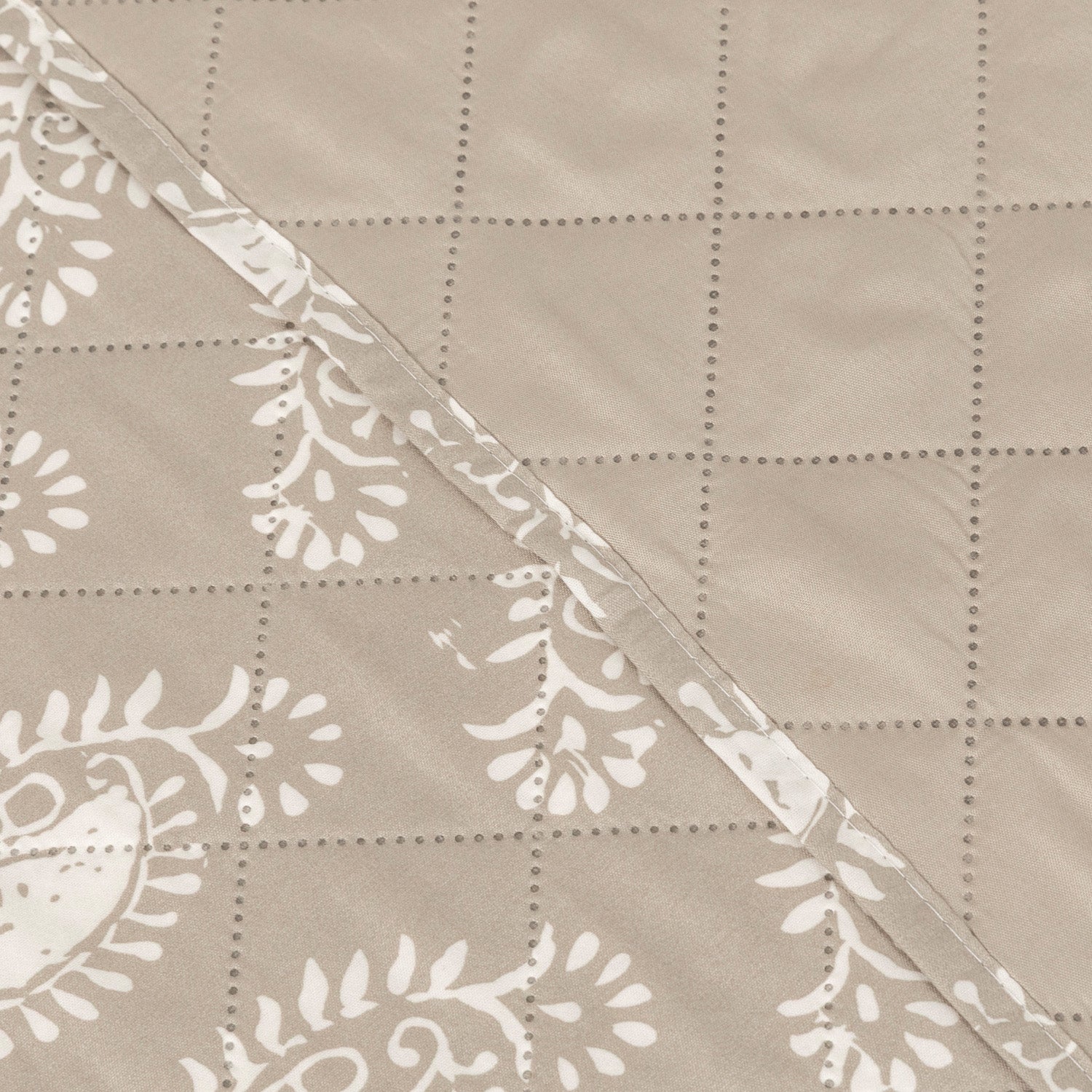 Colcha bouti Indonesia