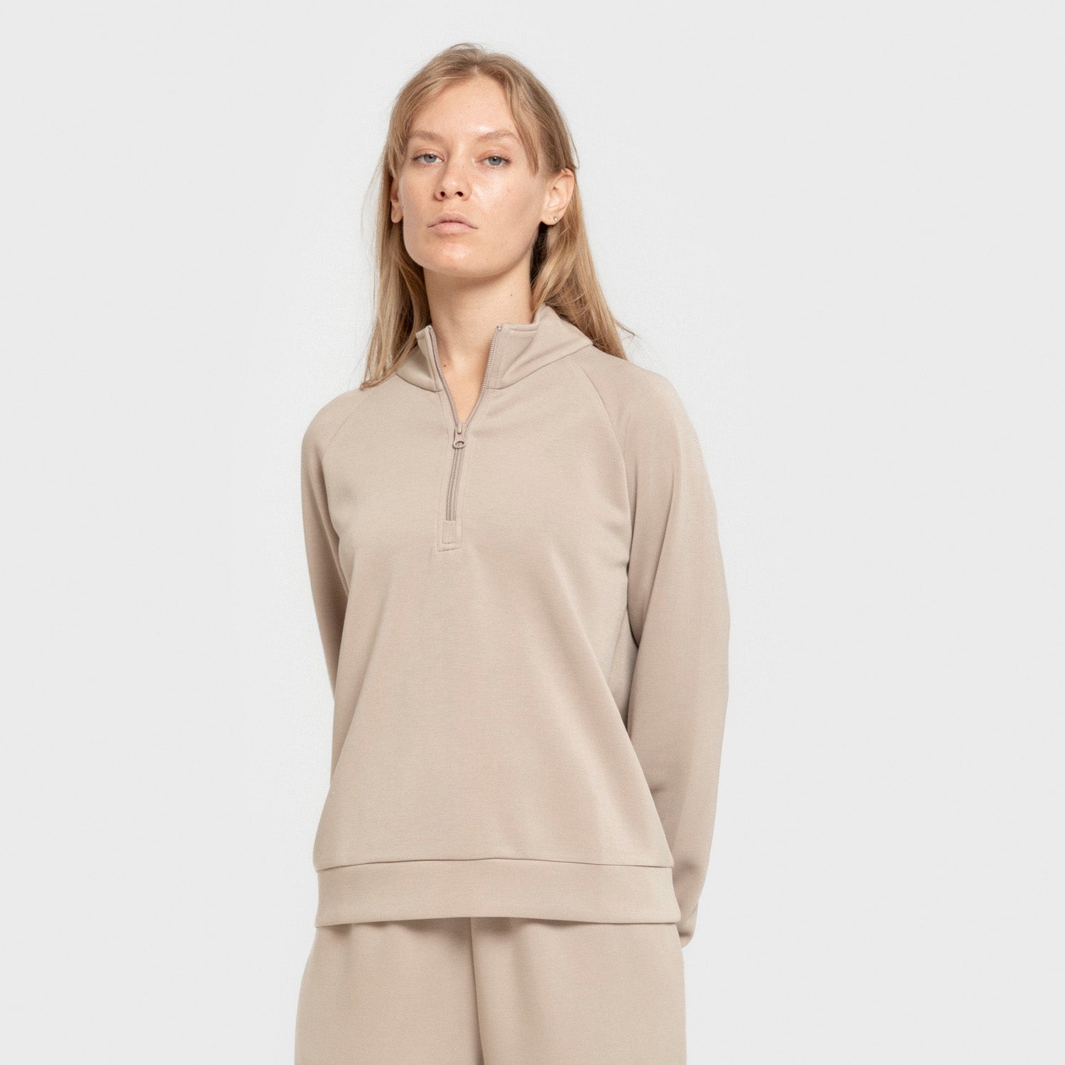 Sudadera media cremallera estilo modal mujer beige