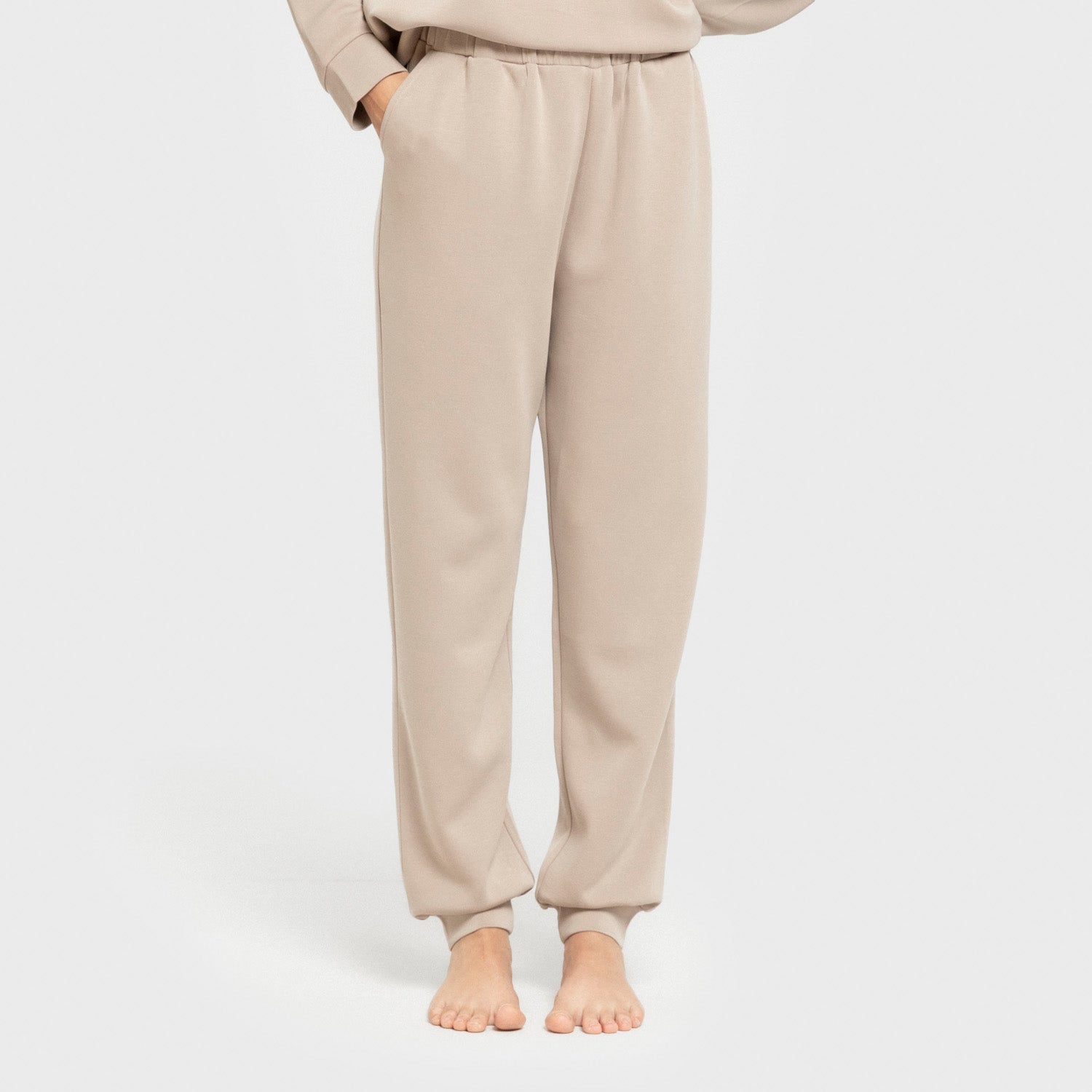 Pantalón jogger estilo modal mujer