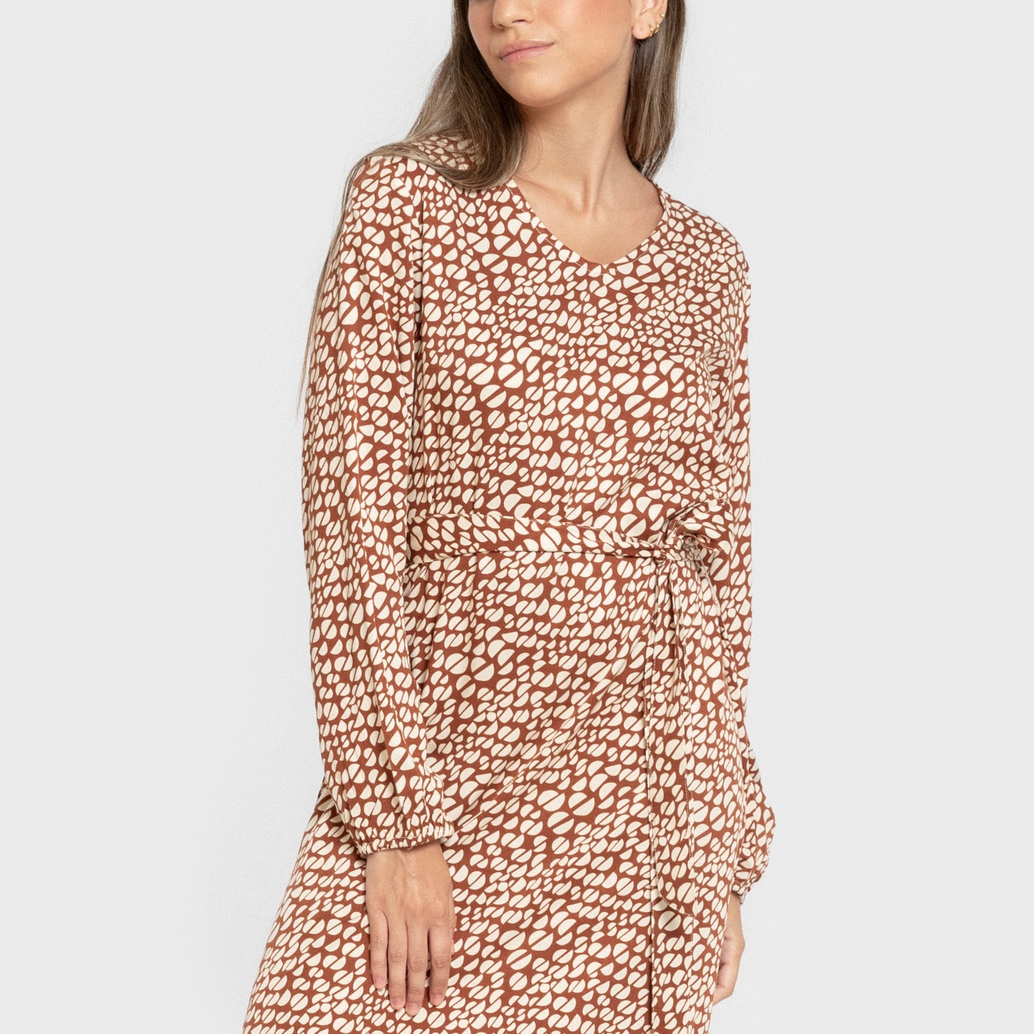 Vestido midi manga larga pico viscosa Serum teja