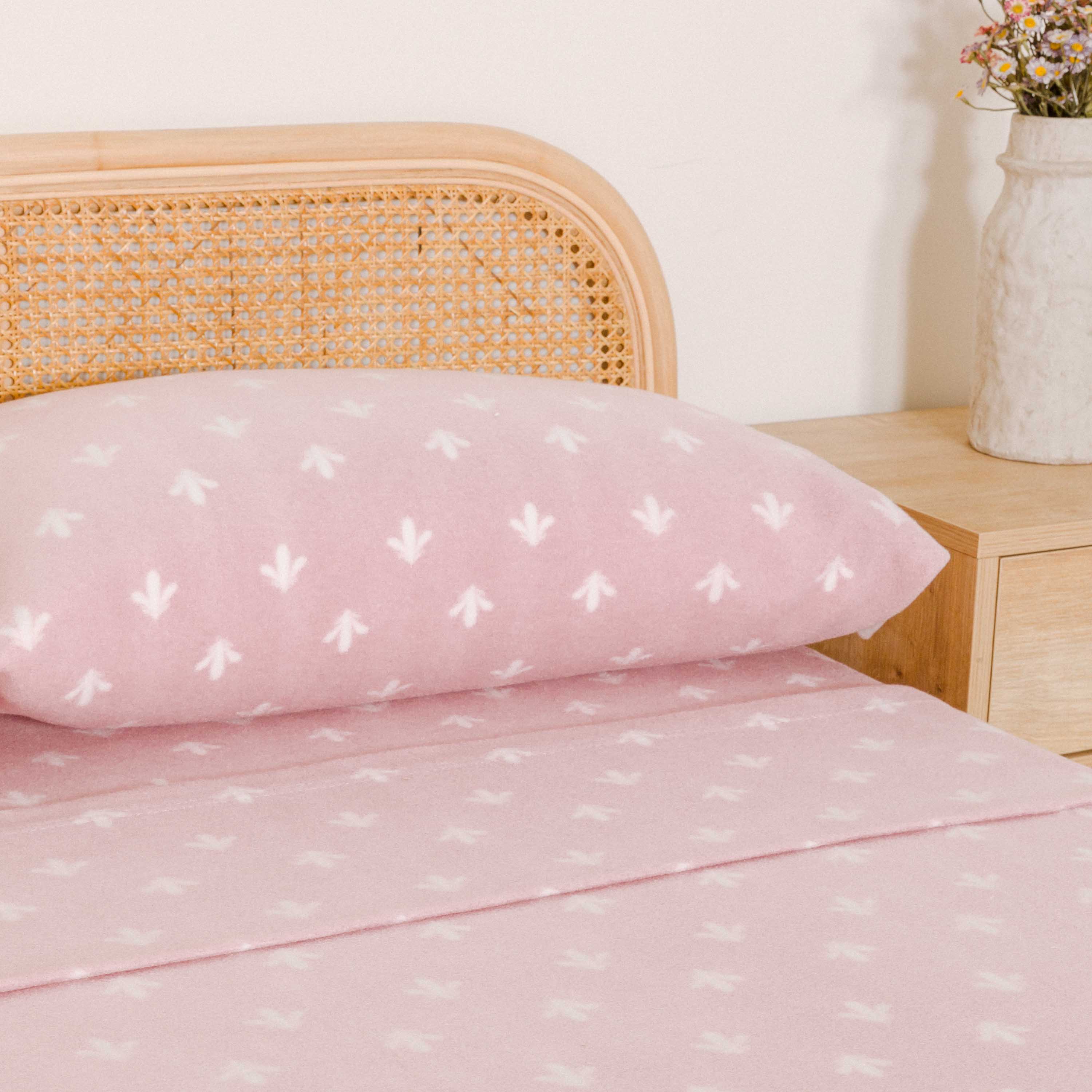 Juego de sábanas pirineo Nicole rosa bebe