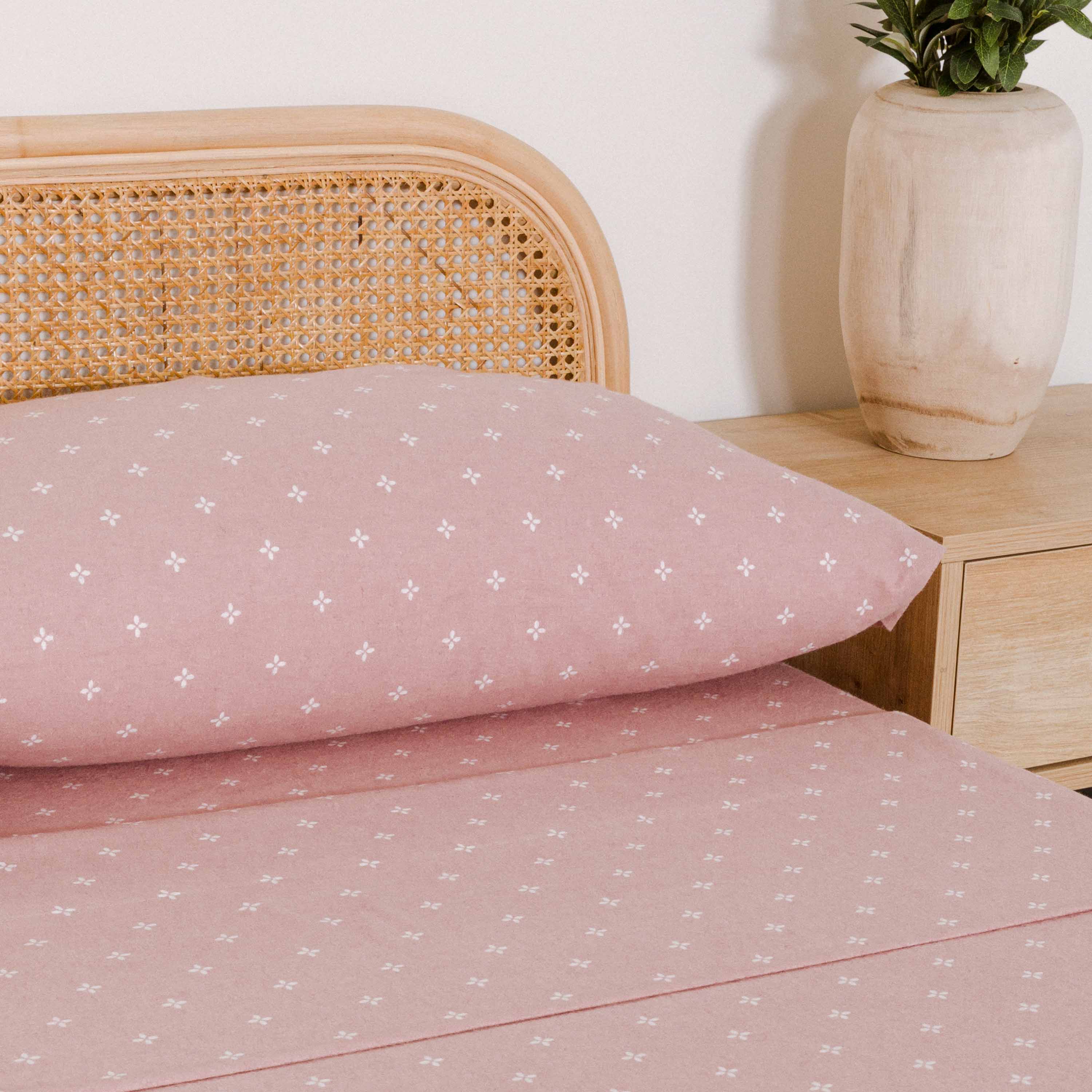 Jogo de lençóis flanela perfurada