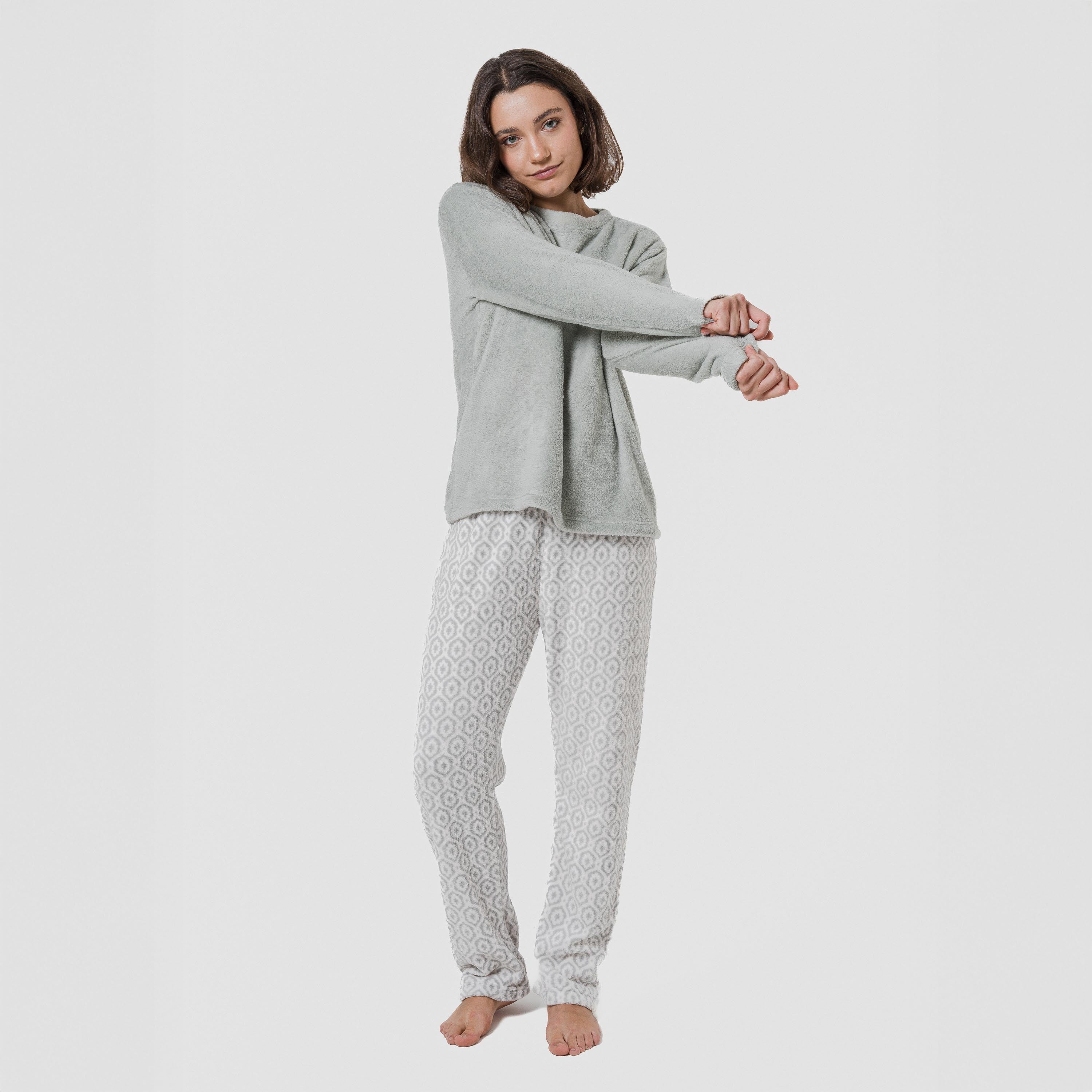 Pijama coral verde orquídea