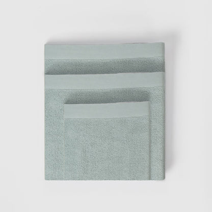 Toalla de baño 400gr doble rizo verde keike