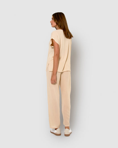 Pantalón largo mujer bambula detalles plisados beige
