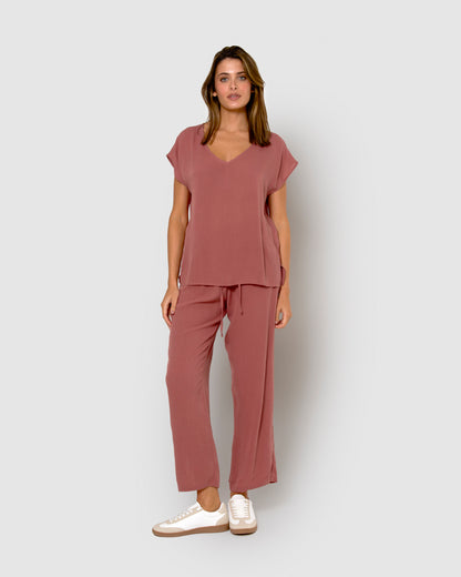 Pantalón largo mujer bambula detalles plisados rosa