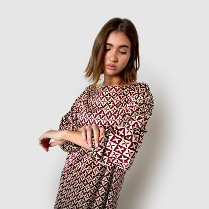 Vestido largo satén tara burdeos