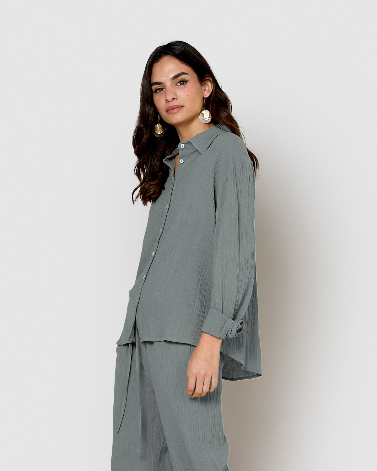 Camisa algodón lino verde azulado