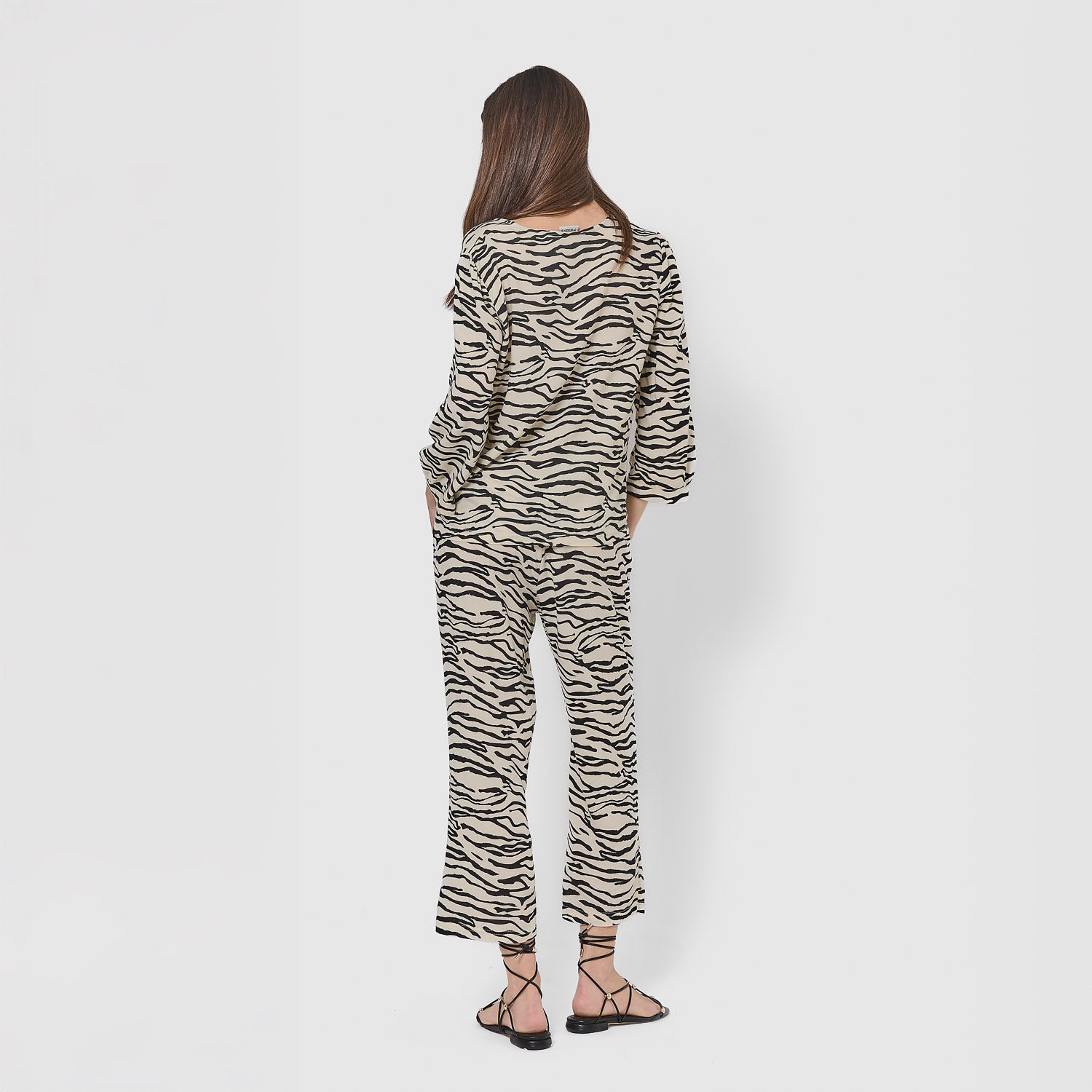 Set midi viscosa yves beige/negro