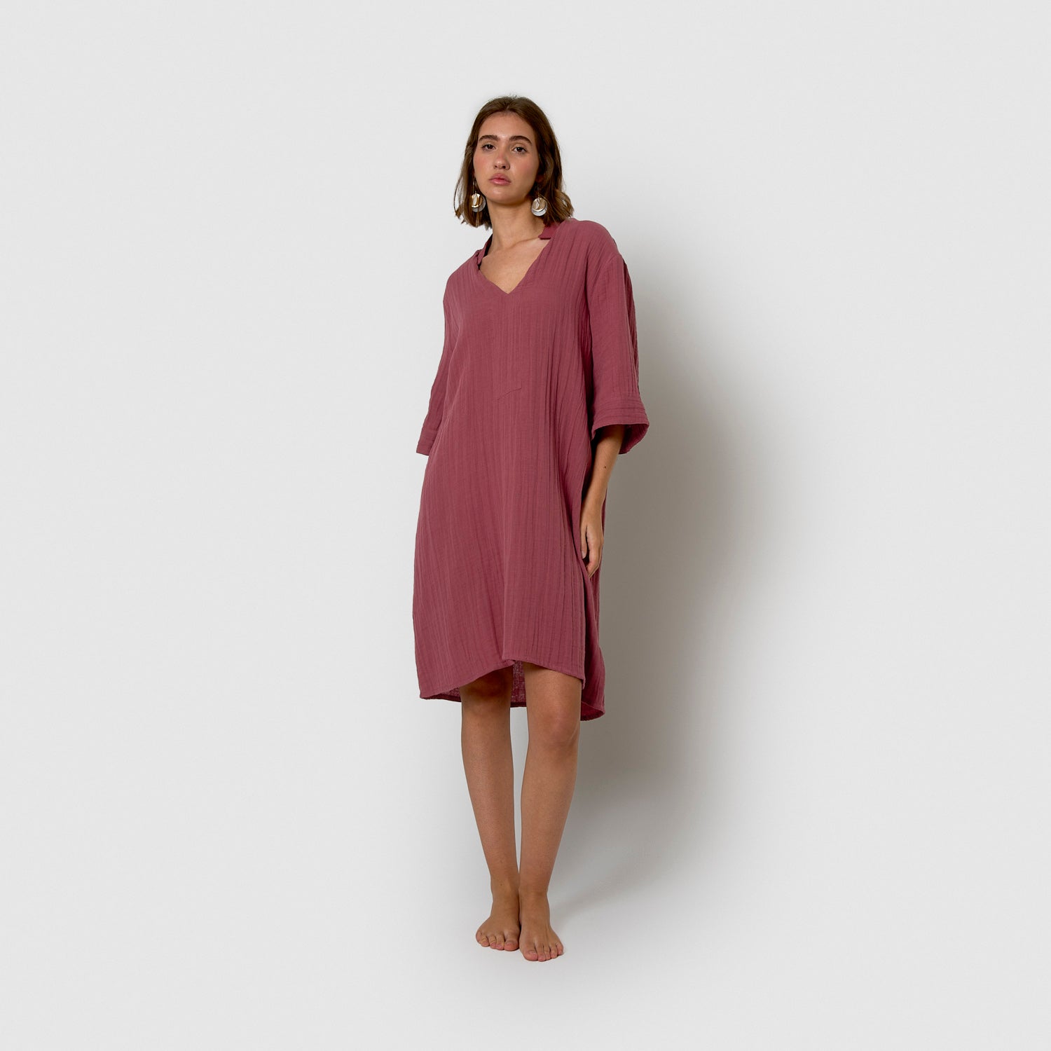 Abito corto in mussola color malva/rosa