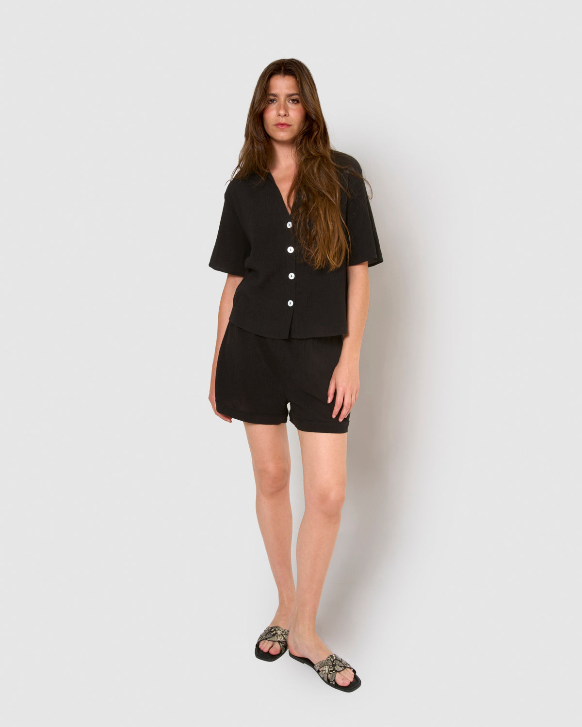 Set de camisa y short de algodón lino negro