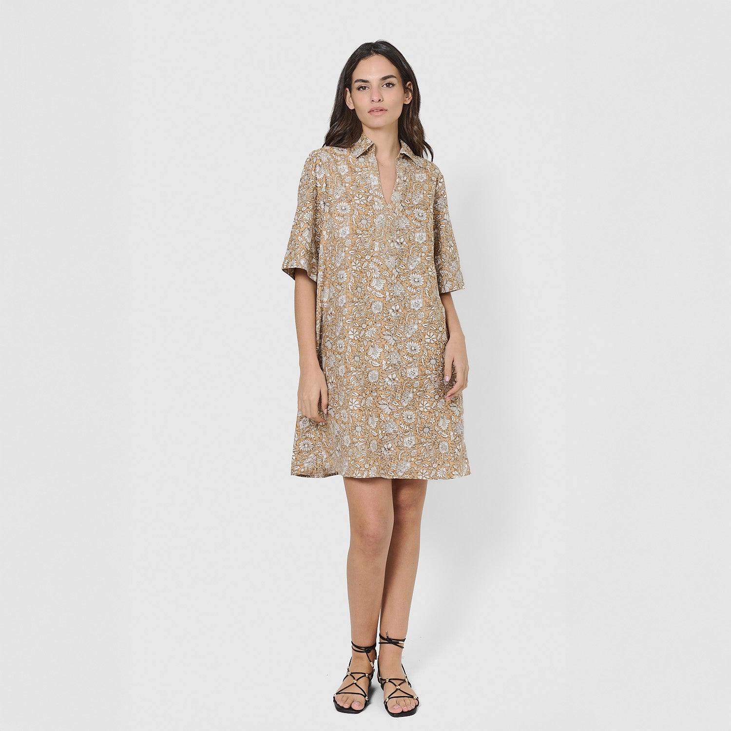 Vestido corto camisero hilo mastella ocre