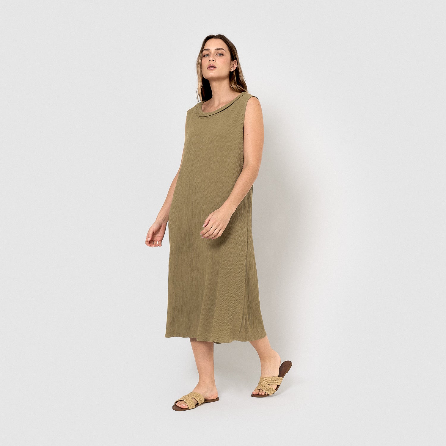 Robe midi à encolure drapée, en coton et lin, vert chasse