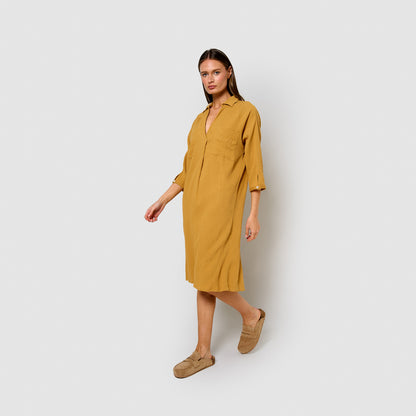 Vestido midi em linho e algodão cor ocre
