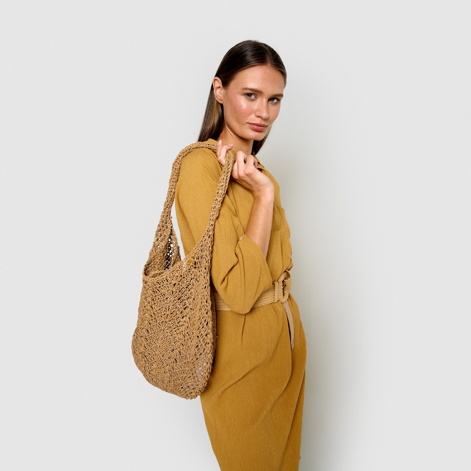 Vestido midi em linho e algodão cor ocre