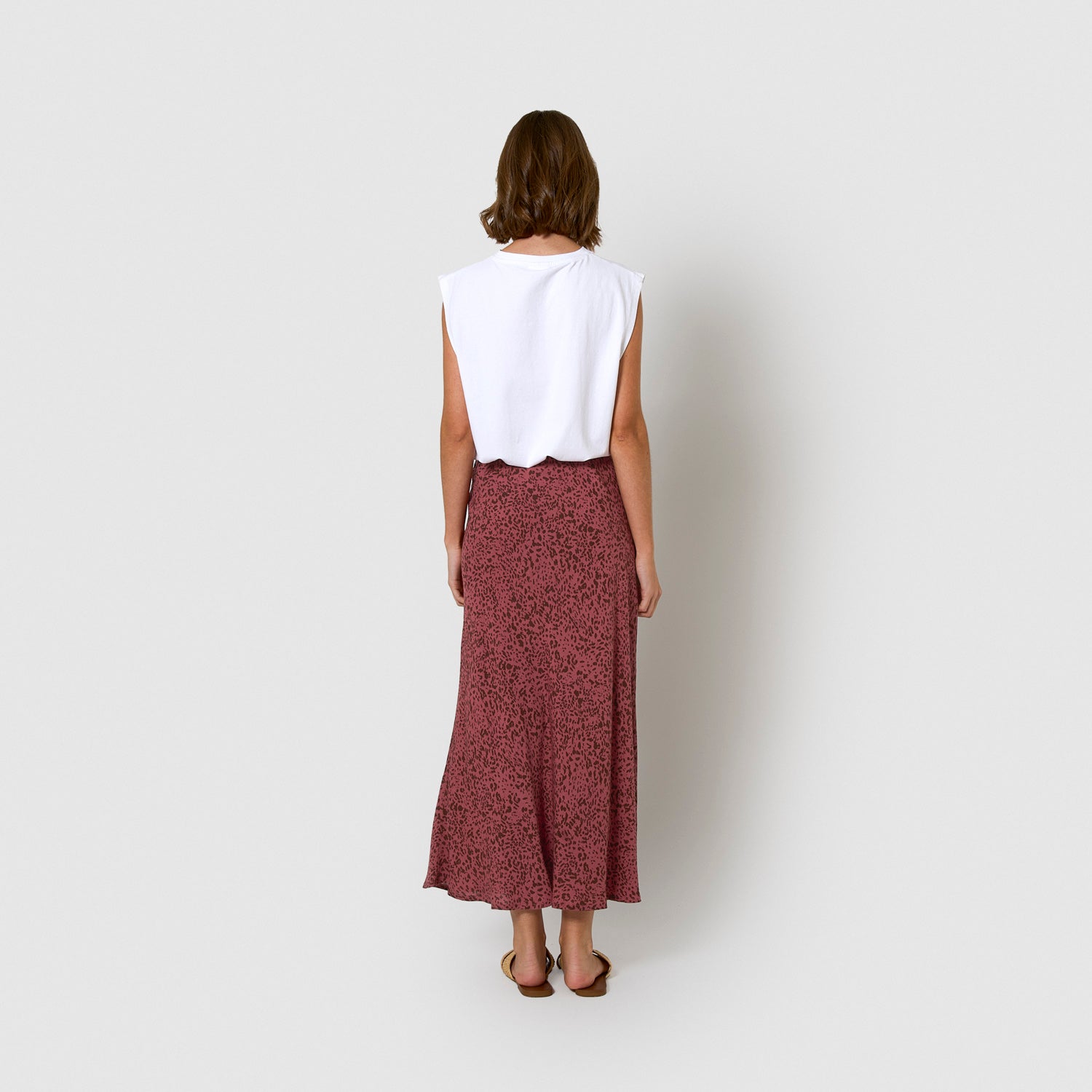 Falda midi viscosa bambula berry rosa