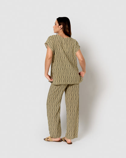 Pantaloni in viscosa color biondo verdastro
