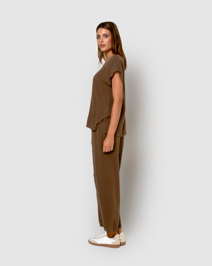 Camisa mujer bambula detalles plisados marrón