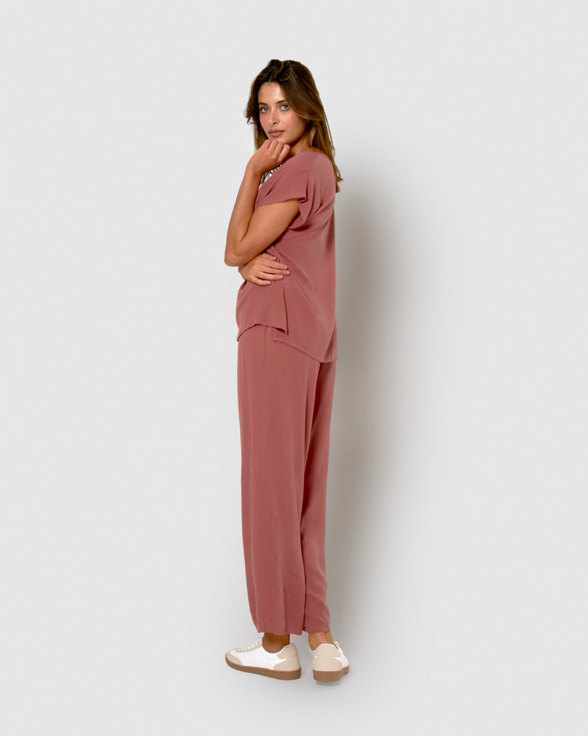 Camisa mujer bambula detalles plisados rosa