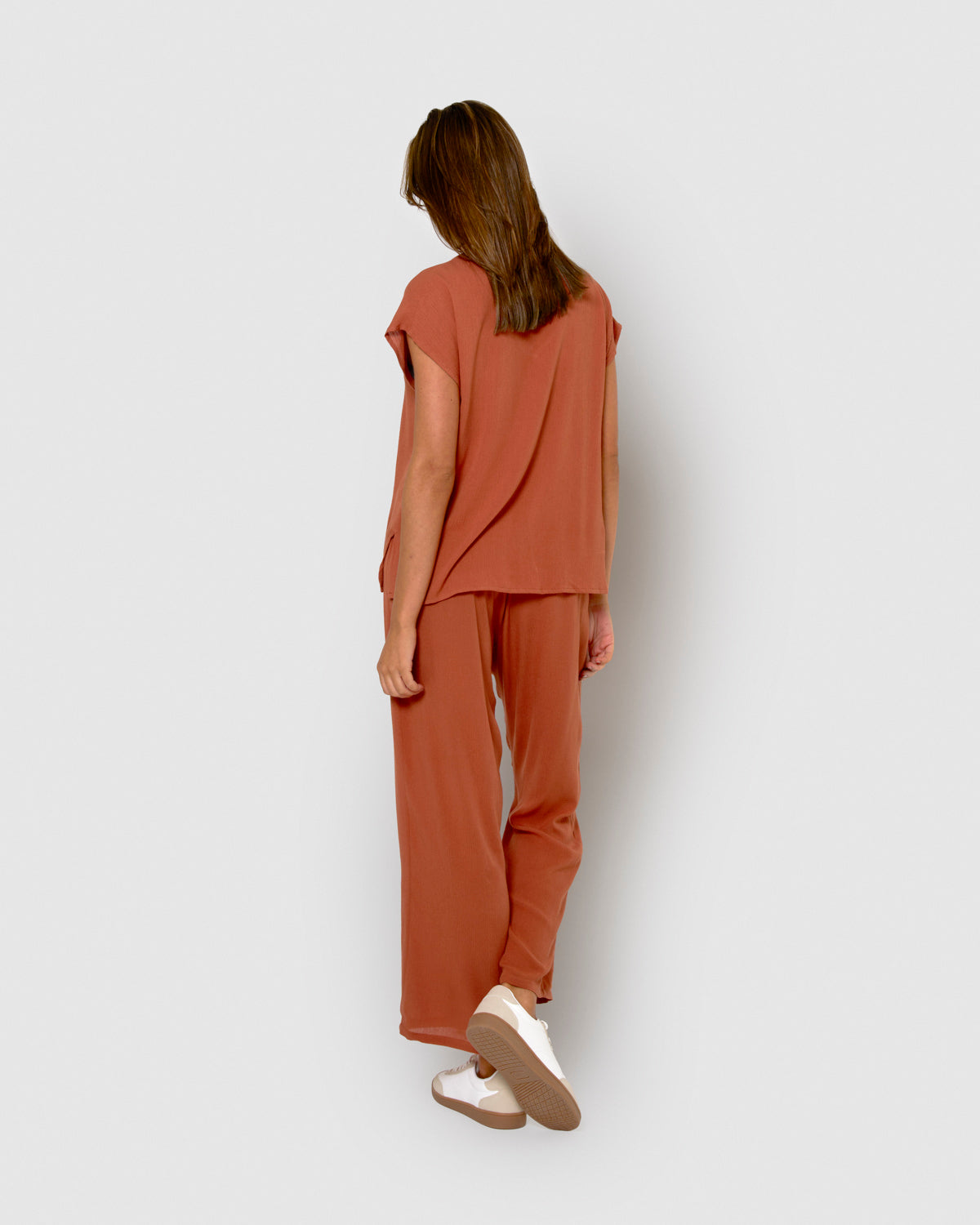 Camisa mujer bambula detalles plisados teja