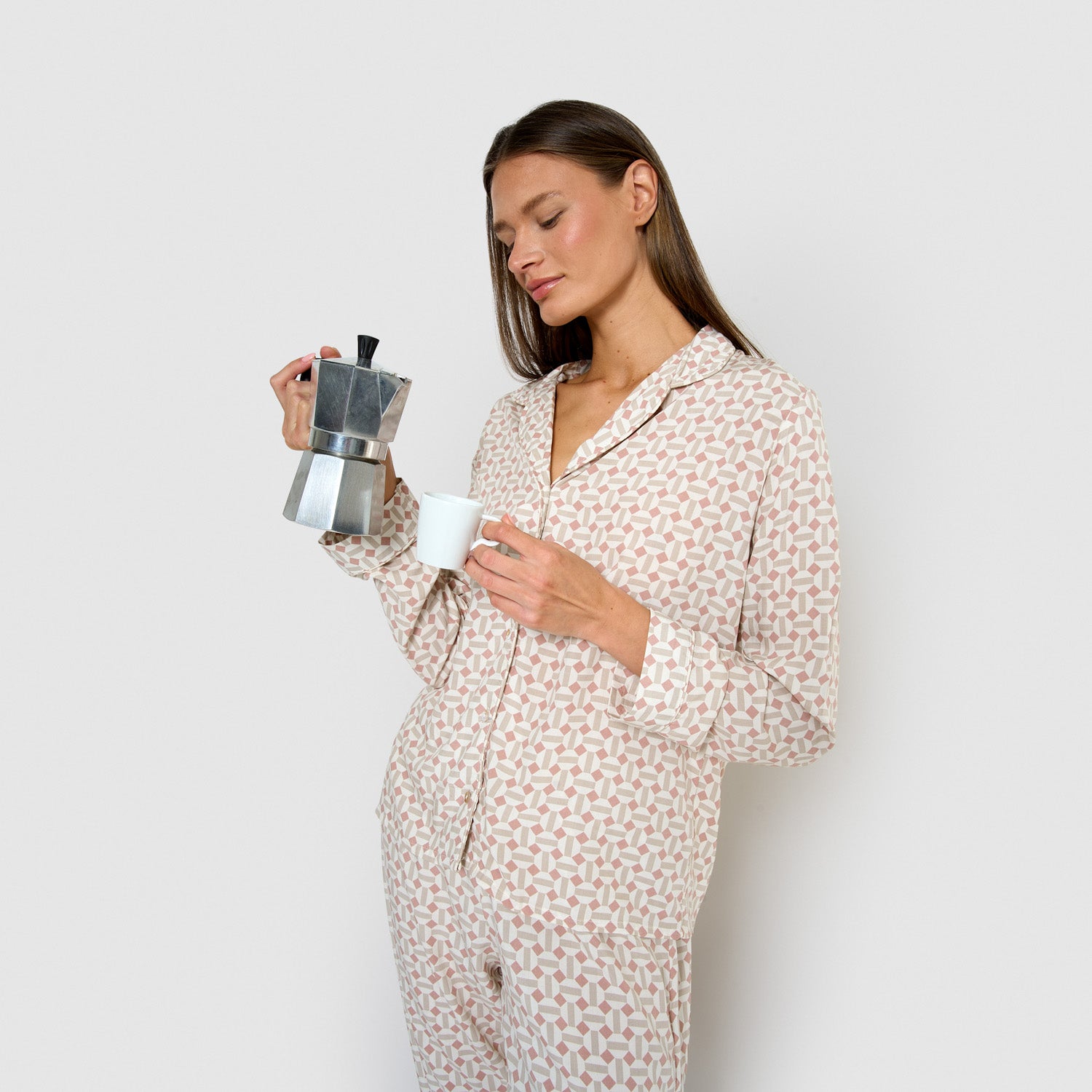 Long pink viscose shirt-style pajamas