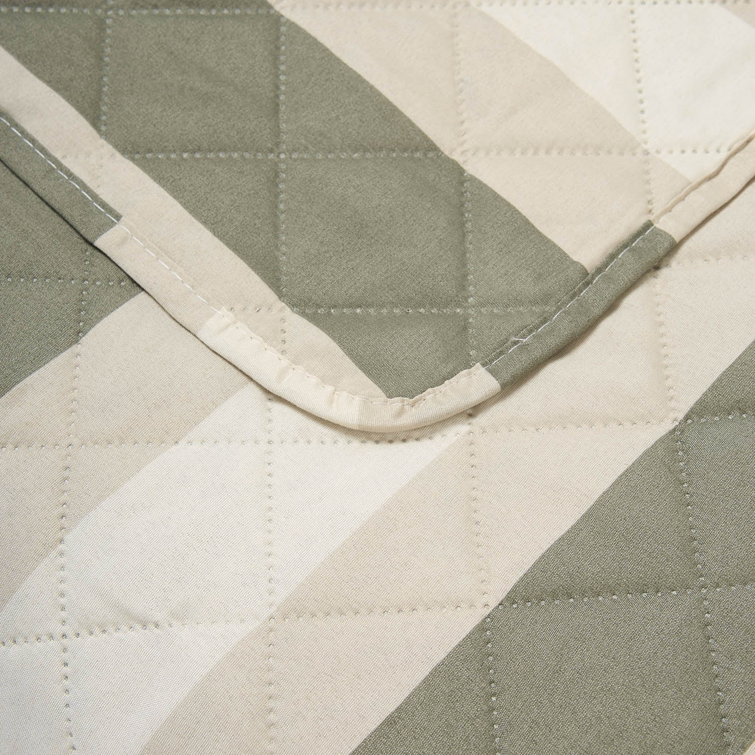 Colcha raya calcuta verde seco