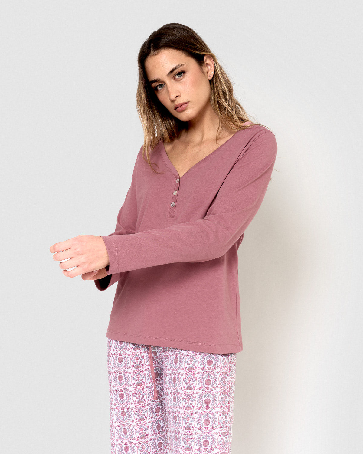 Mia pink long cotton pajamas with V-neck