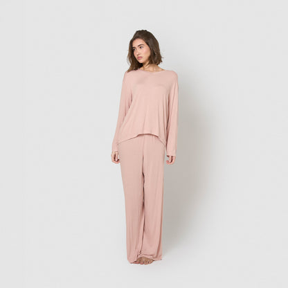Pijama largo de viscosa rosa palo