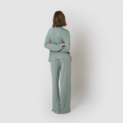 Pijama largo de viscosa verde seco