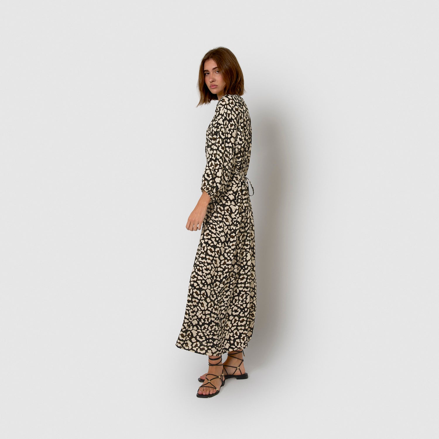 Black viscose midi dress