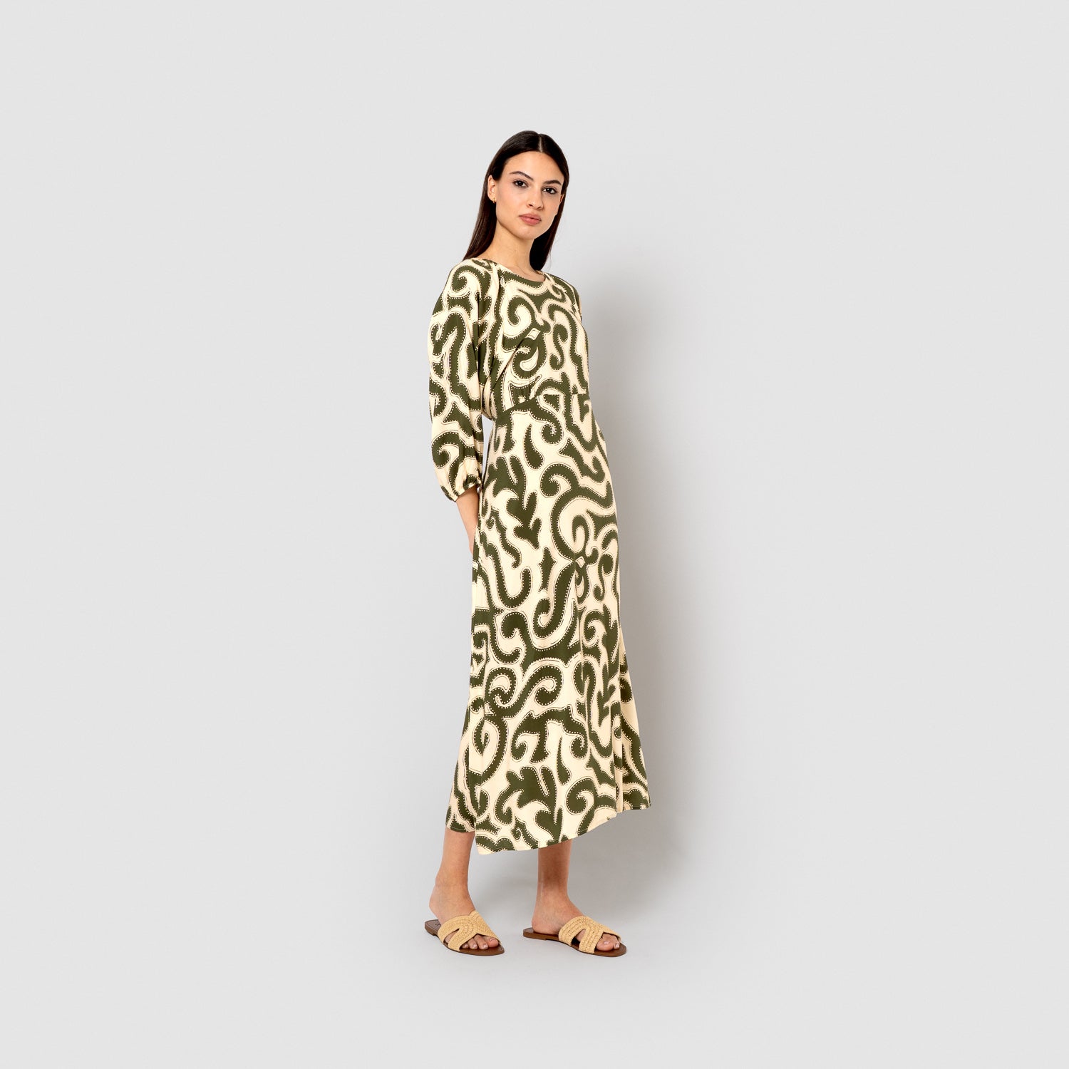 Vestido midi viscosa elaya verde cacería