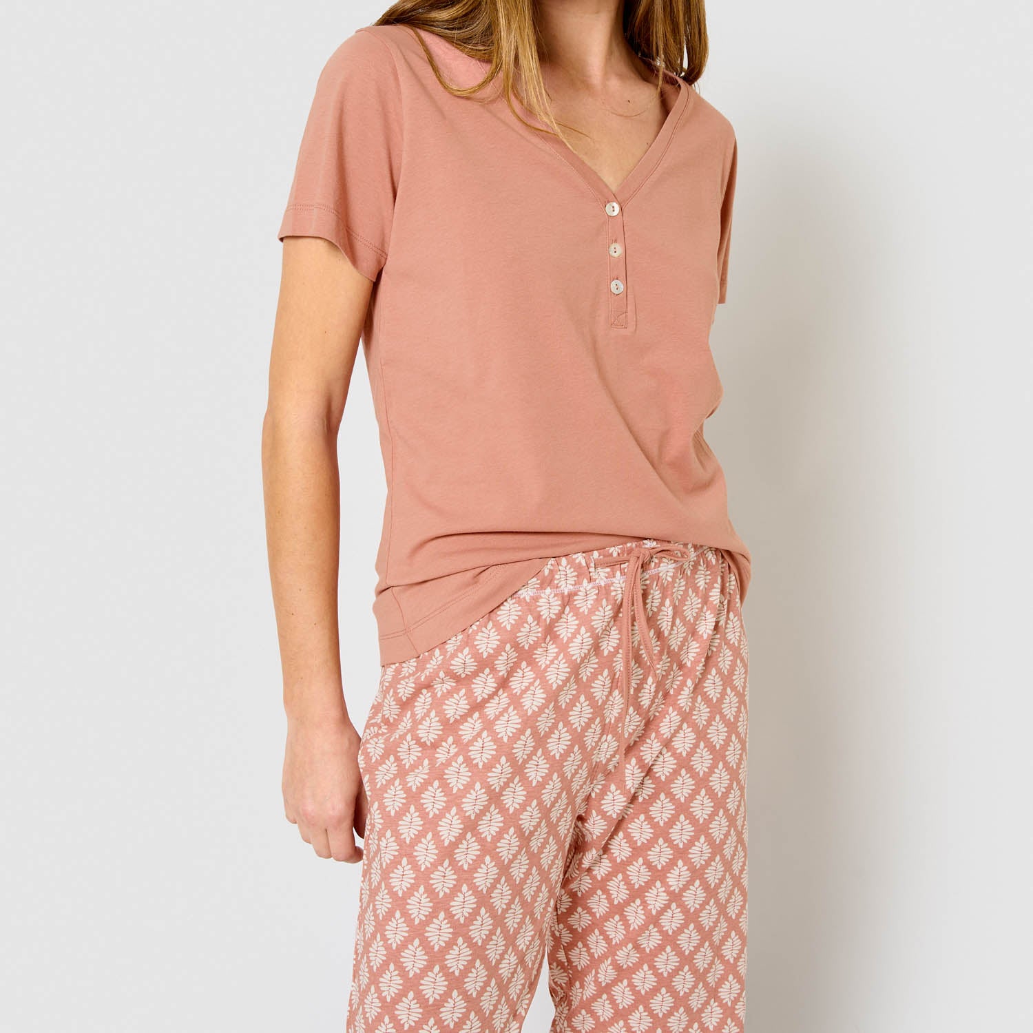 Pijama largo algodón manga corta con escote pico zurich rosa