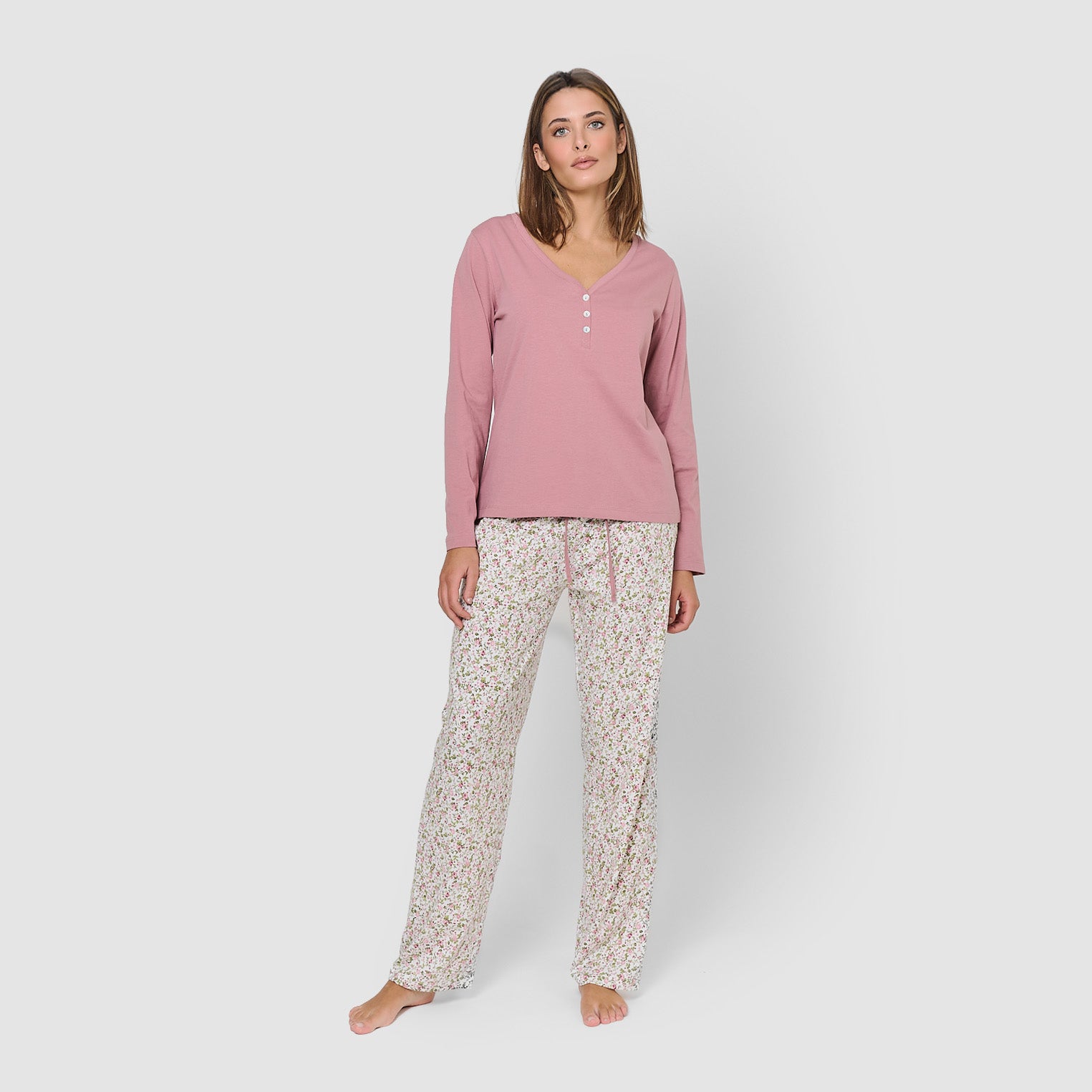 Pijama largo de algodón con escote pico pia rosa