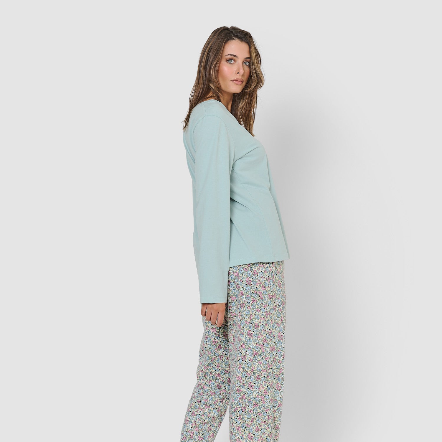 Pijama largo de algodón con escote pico belinda verde agua