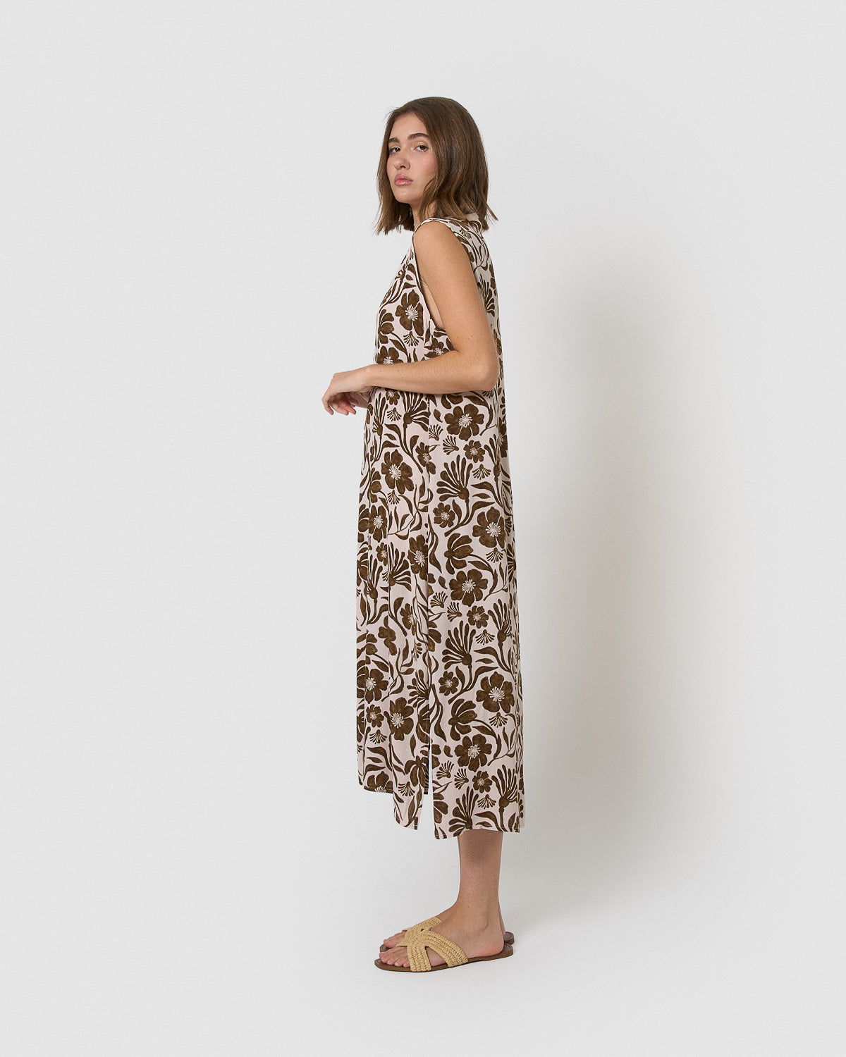 Vestido midi bambula detalles plisados alexis marrón