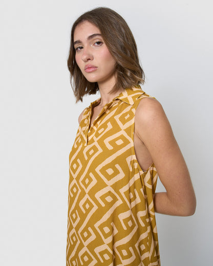 Vestido corto cuello pico bambula detalles plisados baladi limón