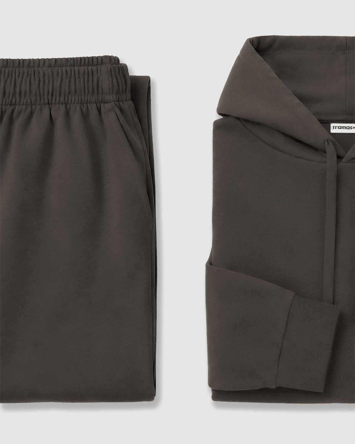 Set cap jogger liso gris marengo