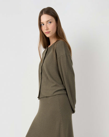 Set rebeca falda evasé canalé liso verde