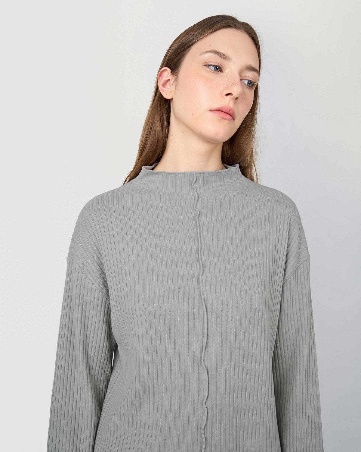 Pull couture côtelé gris clair
