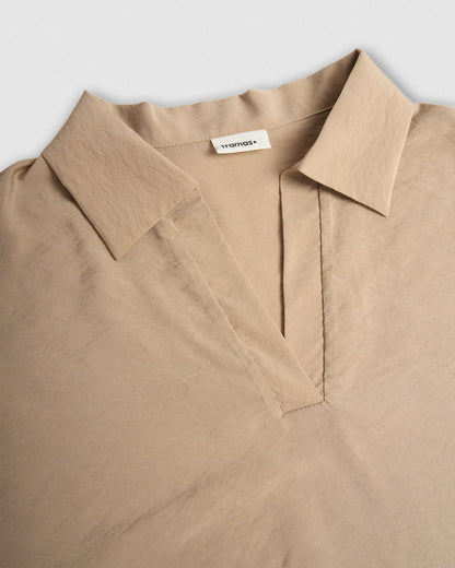 Set blusa pantalón liso beige